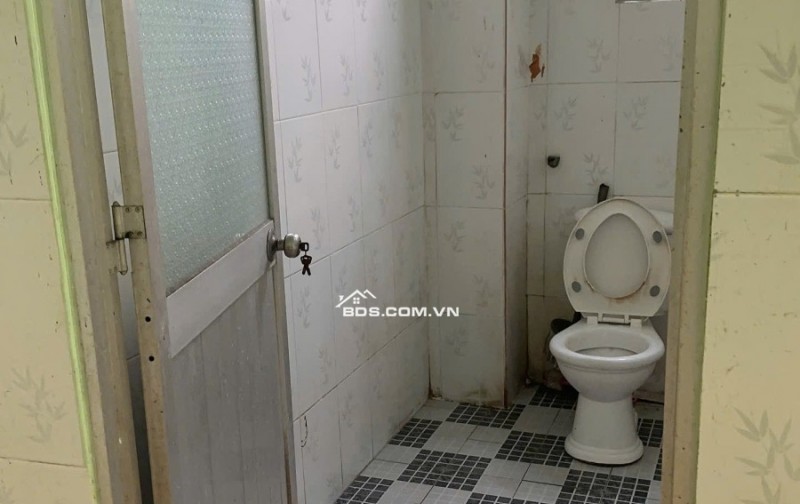 Bán nhà 2 tầng, 2PN-2WC, DT 80m2 ngang 4m, Tam Bình, gần bệnh viện Thủ Đức